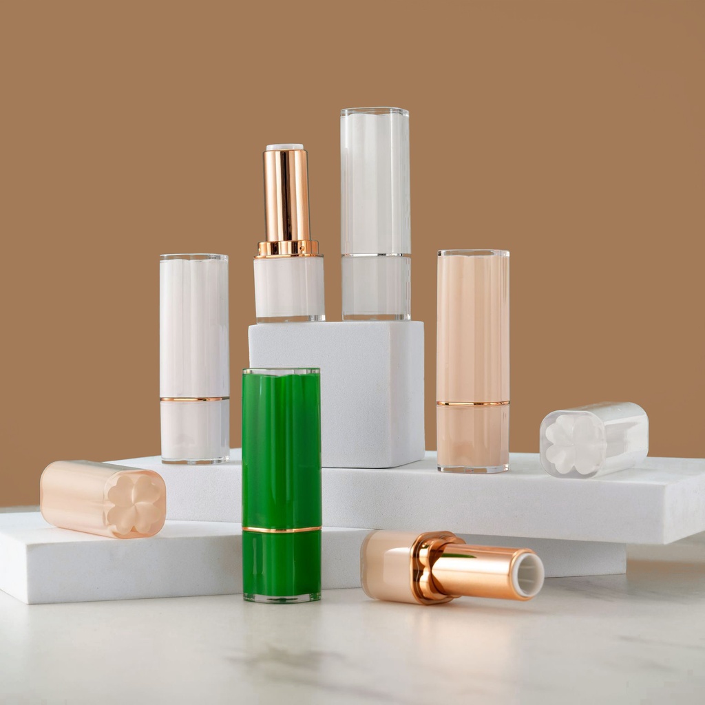 Lipstick 10019